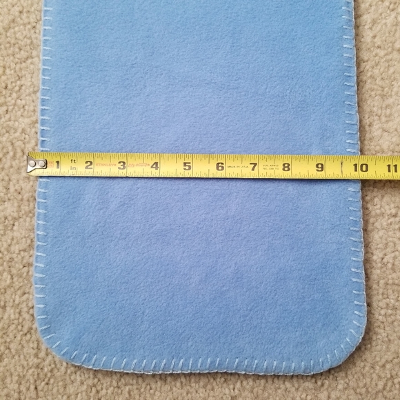 Bundle for $5 ❄ Light Blue Cozy Soft Blanket Hat and Scarf - Picture 7 of 8